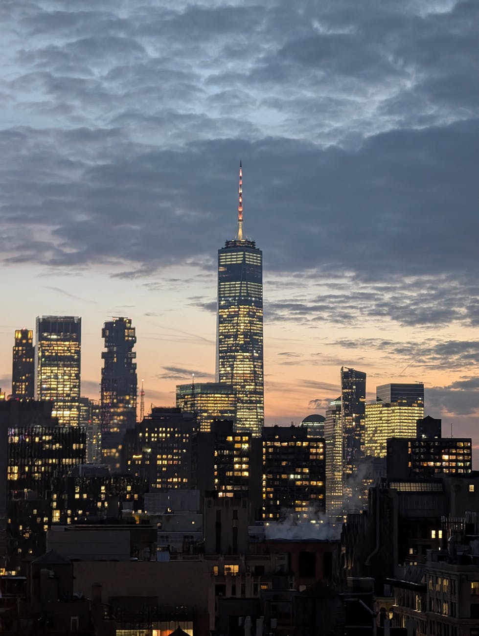 new york city skyline with one world trade center